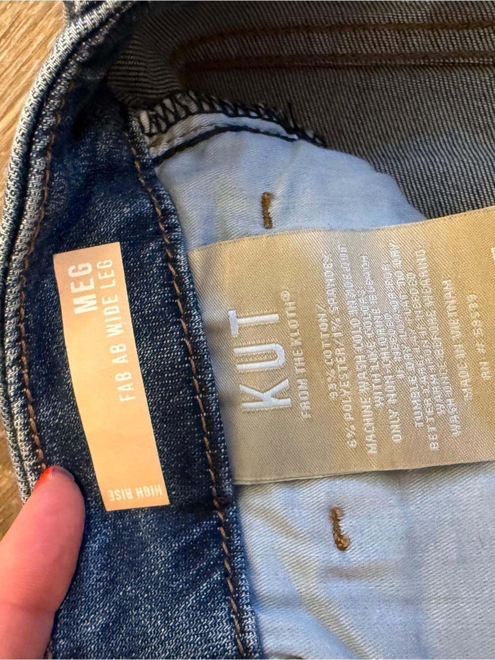 Kut from the Kloth Wide-Leg Jeans in Medium Blue Wash - Picture 8 of 8